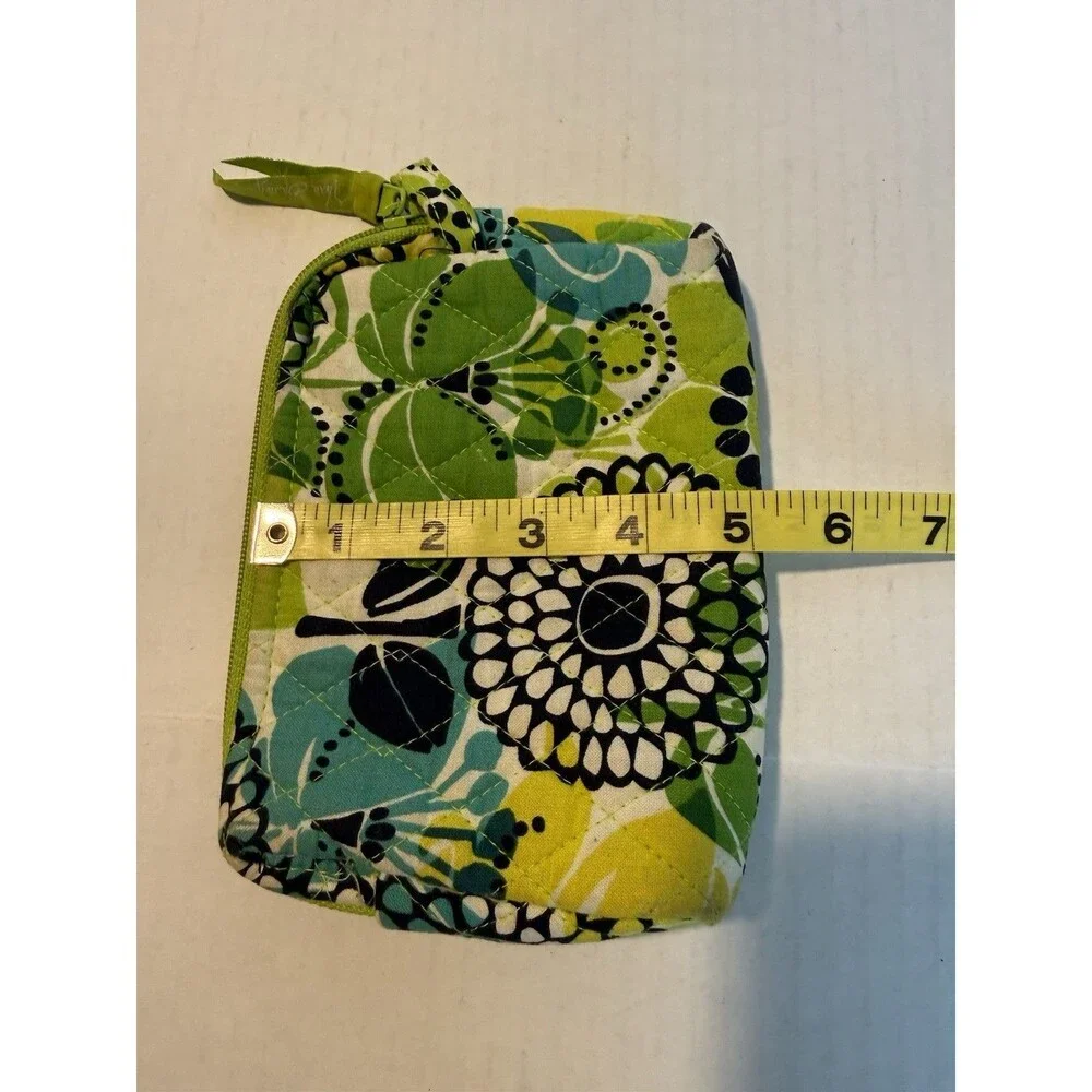 Vera Bradley Set‎ Of Two Makeup Travel Bags Floral Vibrant Quilted Fabric $8 Ea